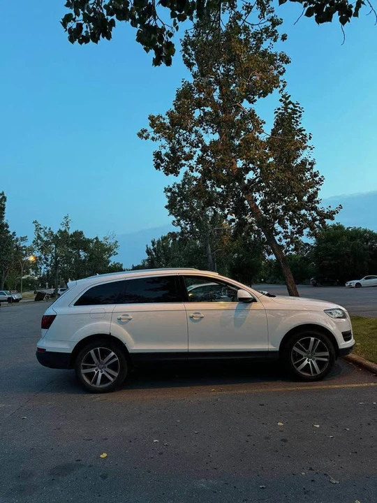 2011 Audi 4L Q7 - Image 2 of 6