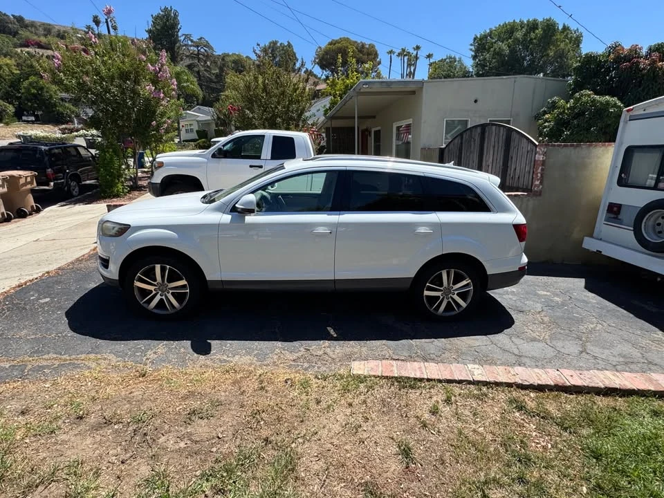 2011 Audi 4L Q7 - Image 3 of 4