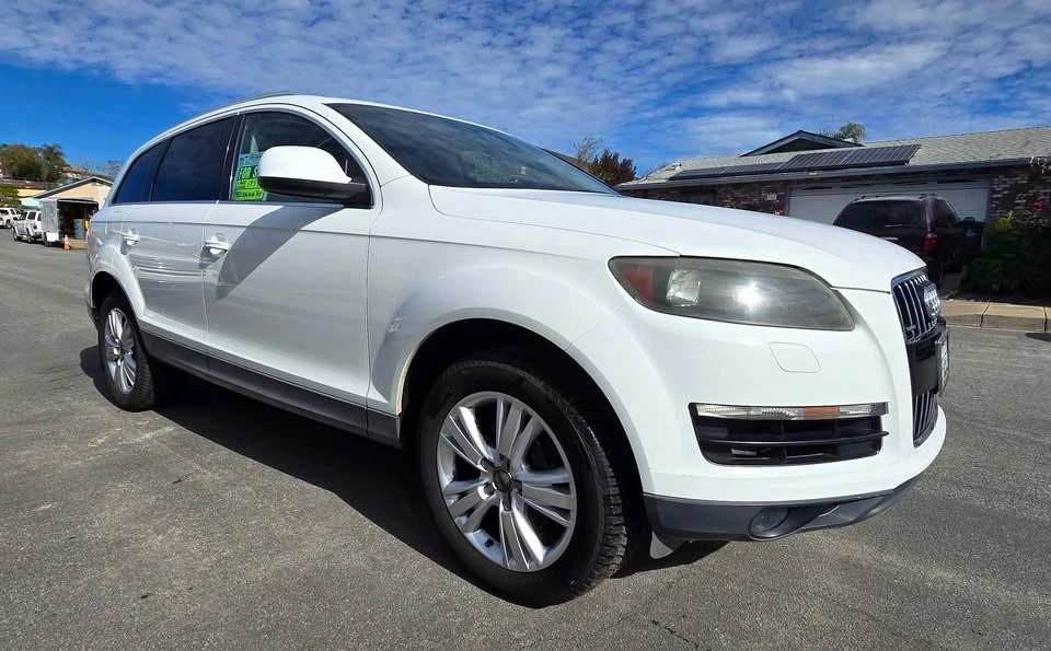 2011 Audi 4L Q7 - Image 2 of 7