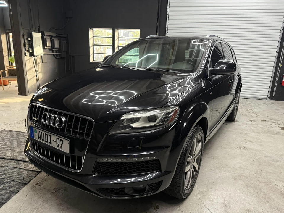 2011 Audi 4L Q7 - Image 2 of 31