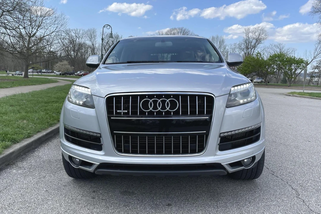 2011 Audi 4L Q7 - Image 2 of 5