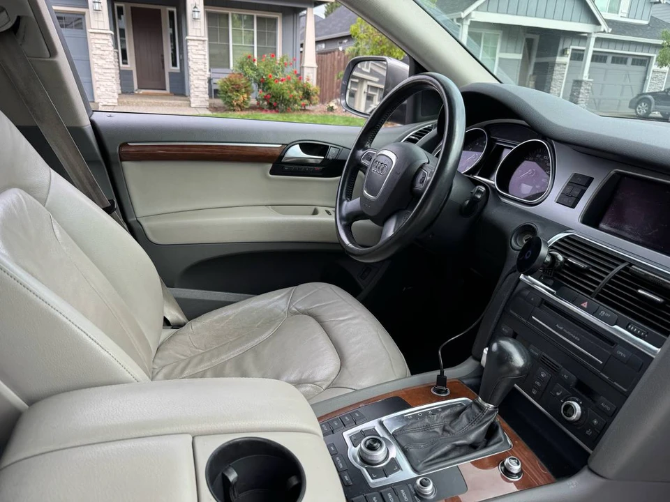 2011 Audi 4L Q7 - Image 4 of 8