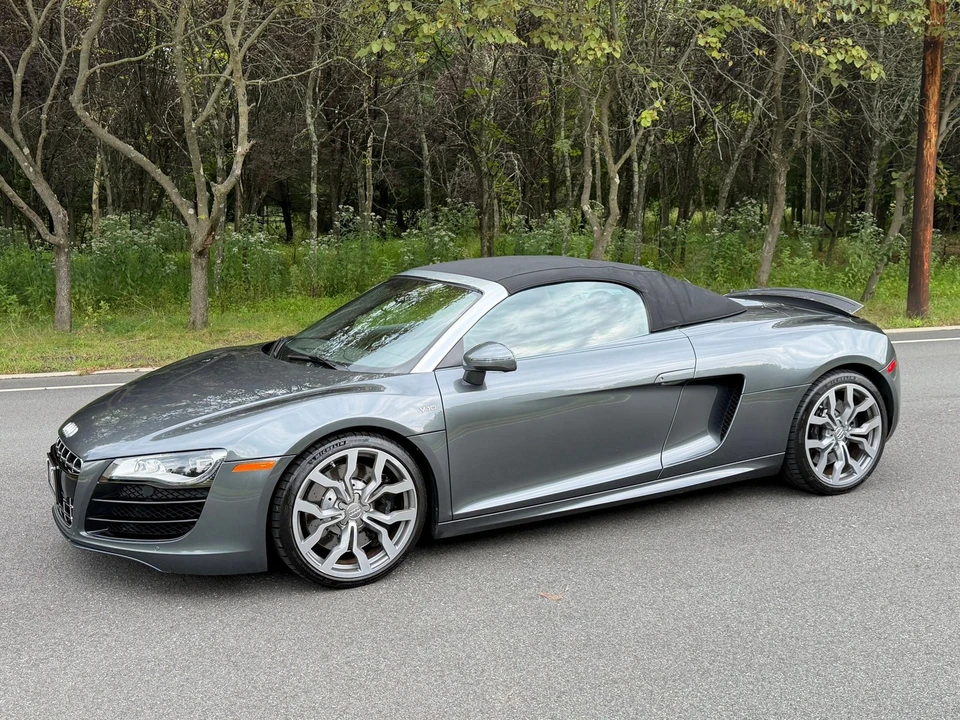 2011 Audi 42 R8 - Image 17 of 31