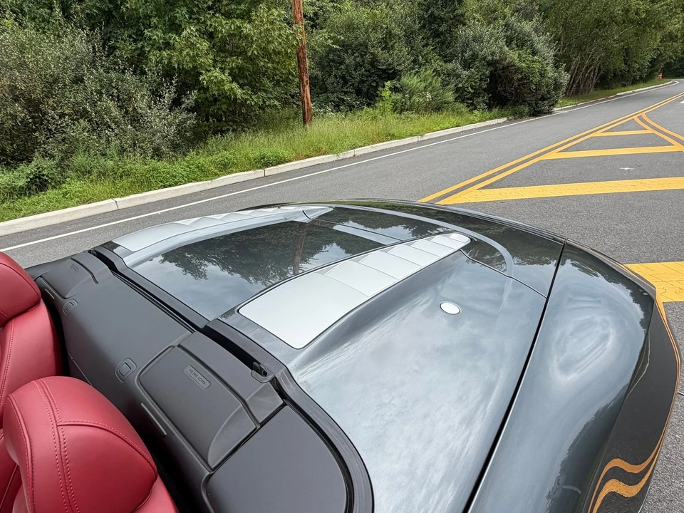 2011 Audi 42 R8 - Image 26 of 31
