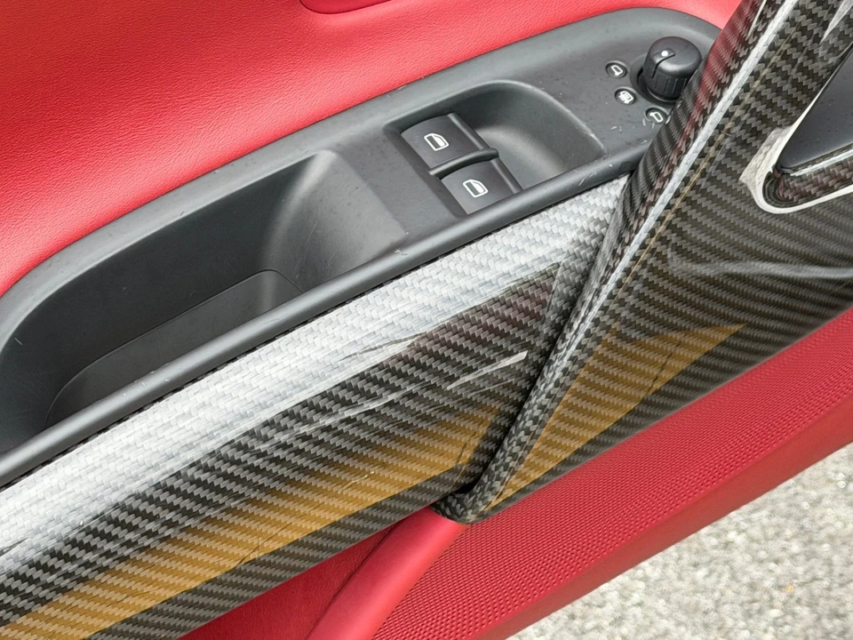2011 Audi 42 R8 - Image 28 of 31