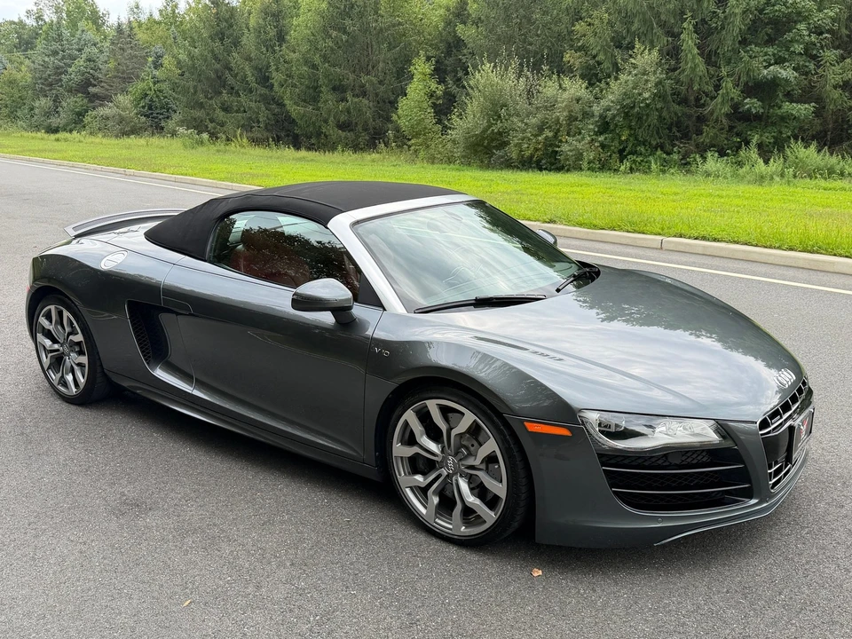 2011 Audi 42 R8 - Image 20 of 31