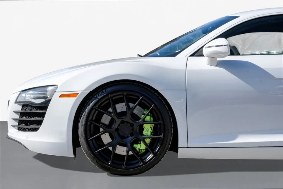 2011 Audi 42 R8 - Image 7 of 15