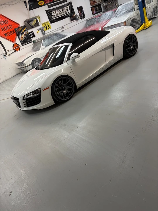 2011 Audi 42 R8 - Image 13 of 17