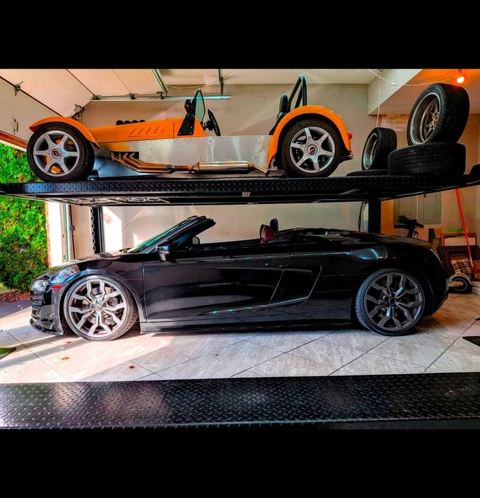 2011 Audi 42 R8 - Image 8 of 17