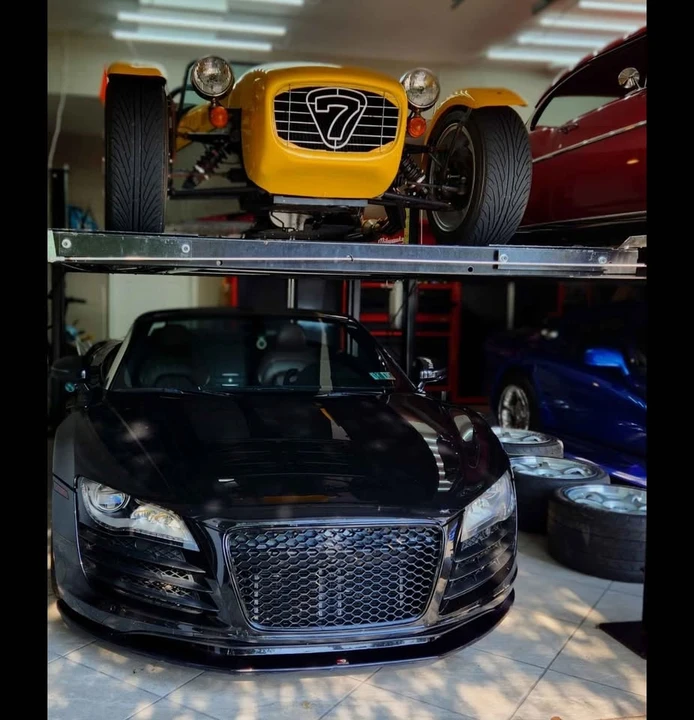 2011 Audi 42 R8 - Image 14 of 17
