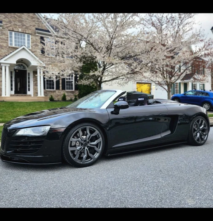 2011 Audi 42 R8 - Image 16 of 17
