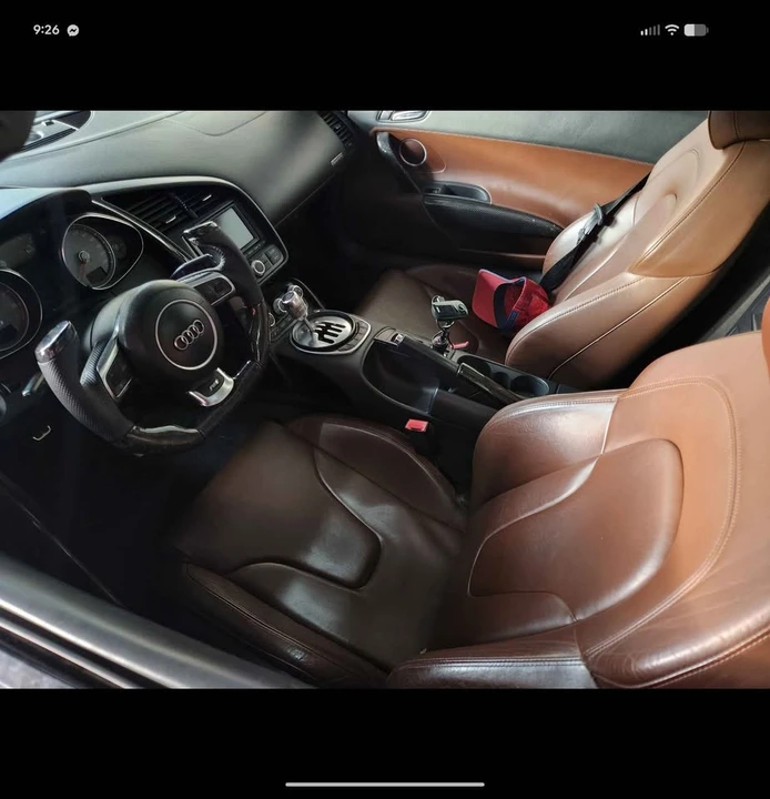 2011 Audi 42 R8 - Image 12 of 17