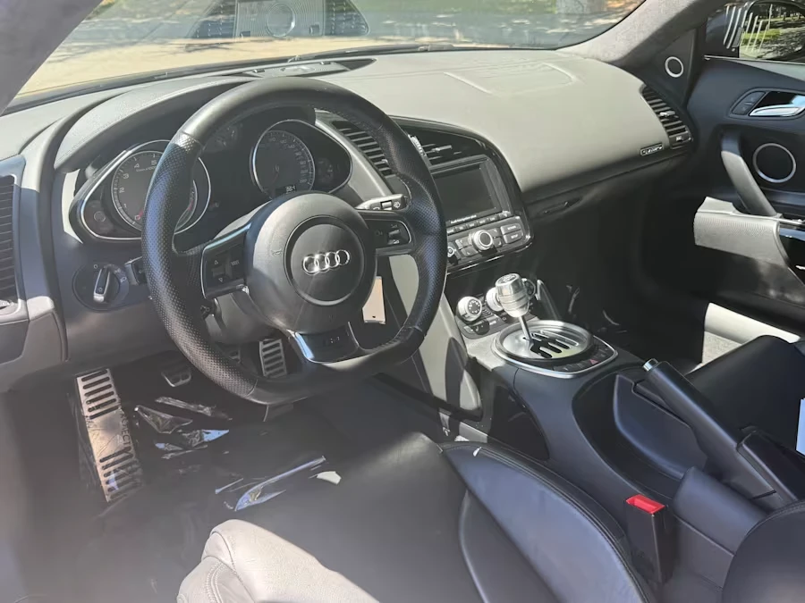 2011 Audi 42 R8 - Image 13 of 15