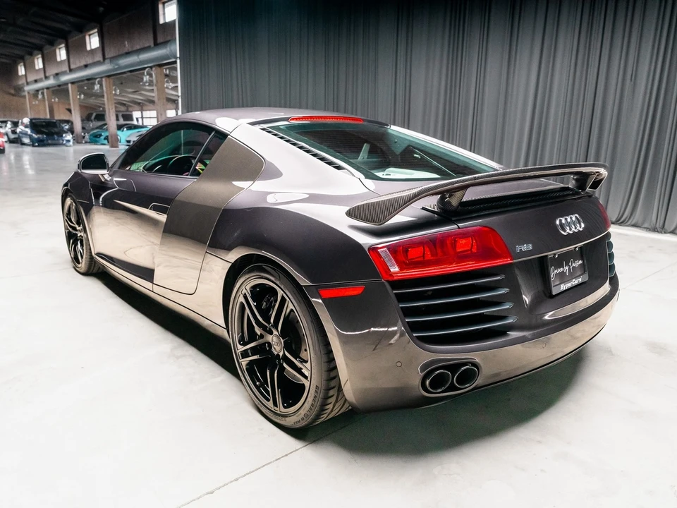 2011 Audi 42 R8 - Image 10 of 12