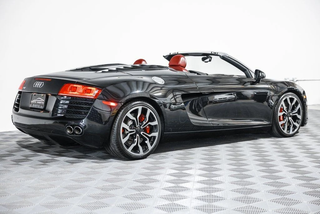 2011 Audi 42 R8 - Image 7 of 21