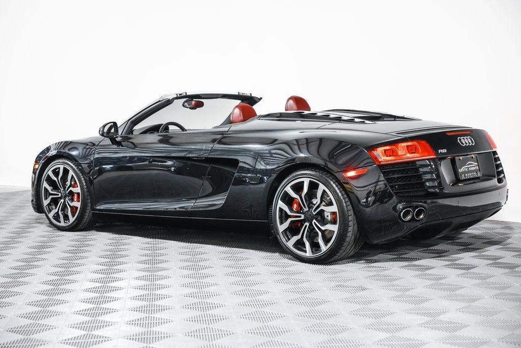 2011 Audi 42 R8 - Image 16 of 21