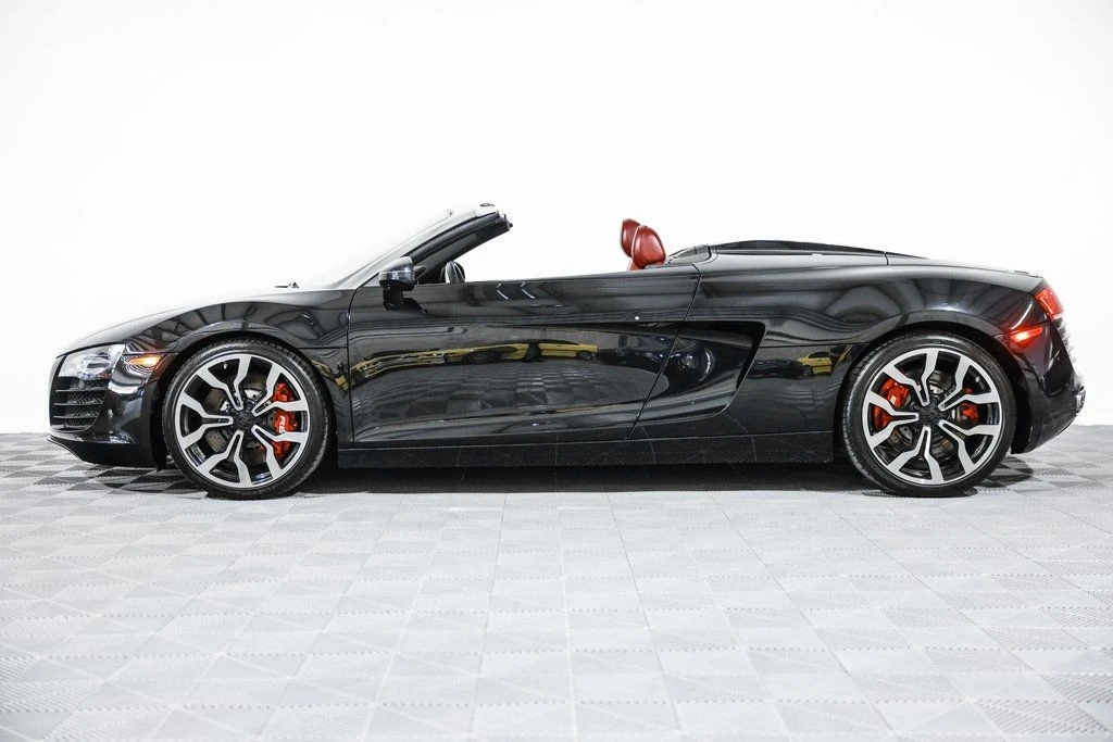 2011 Audi 42 R8 - Image 13 of 21