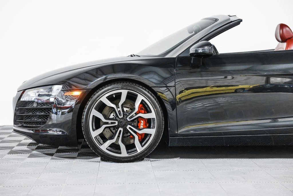 2011 Audi 42 R8 - Image 14 of 21