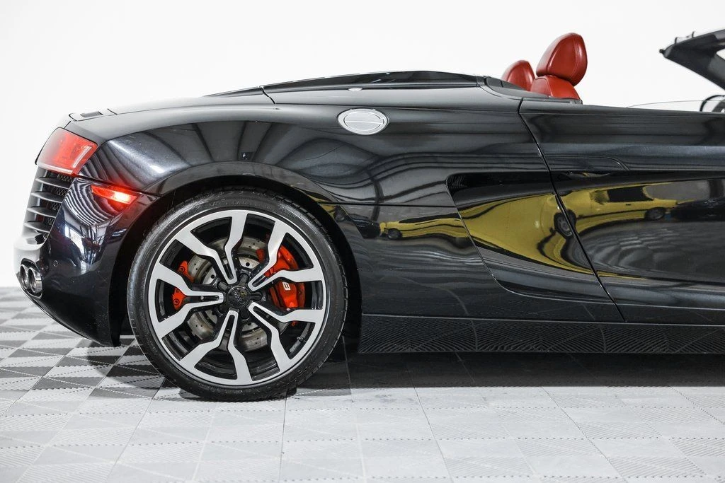 2011 Audi 42 R8 - Image 3 of 21