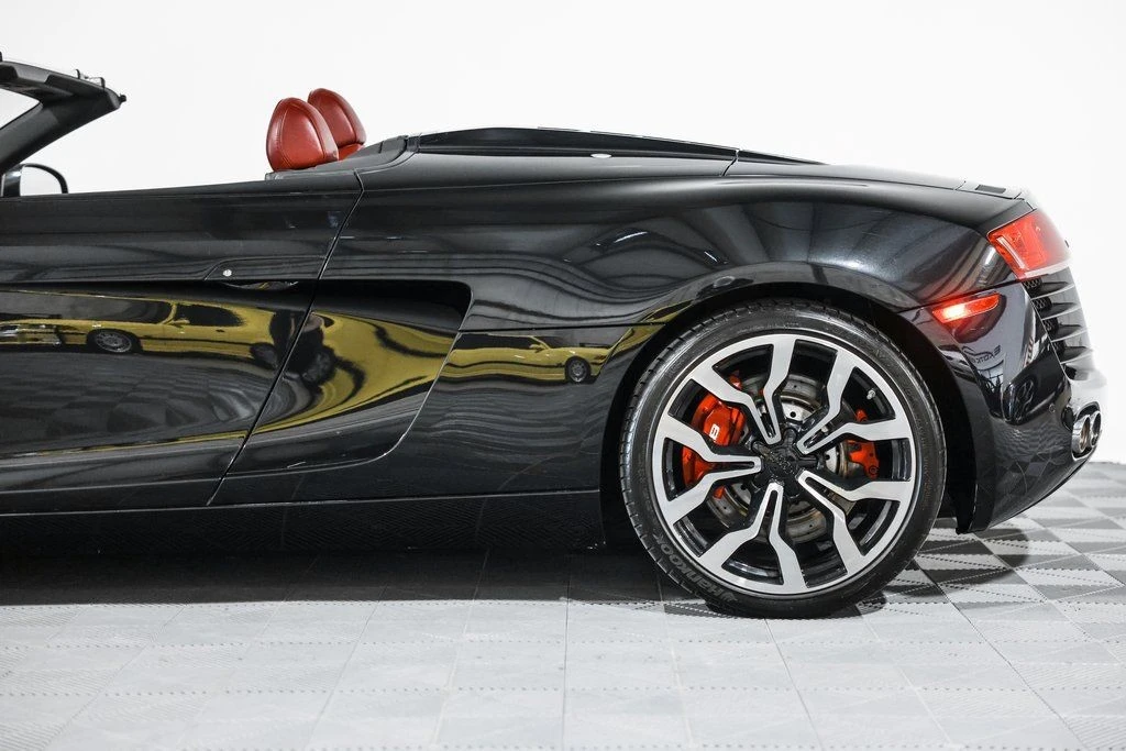 2011 Audi 42 R8 - Image 15 of 21