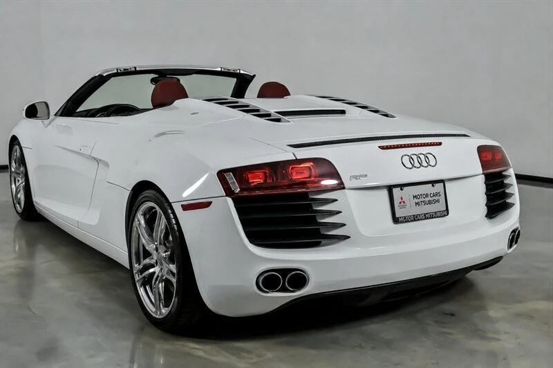 2011 Audi 42 R8 - Image 6 of 30