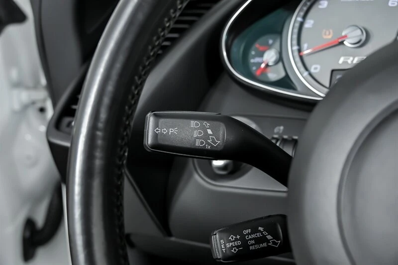 2011 Audi 42 R8 - Image 24 of 31