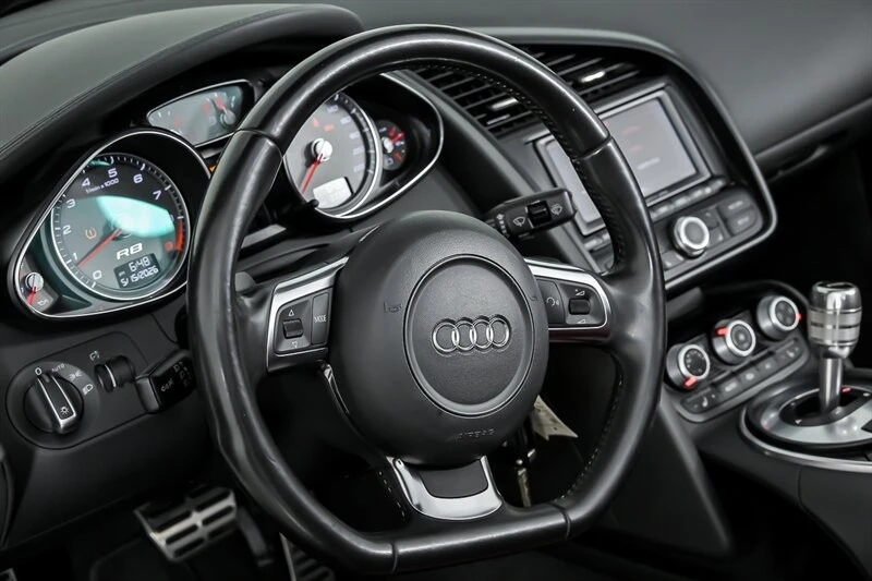 2011 Audi 42 R8 - Image 15 of 30