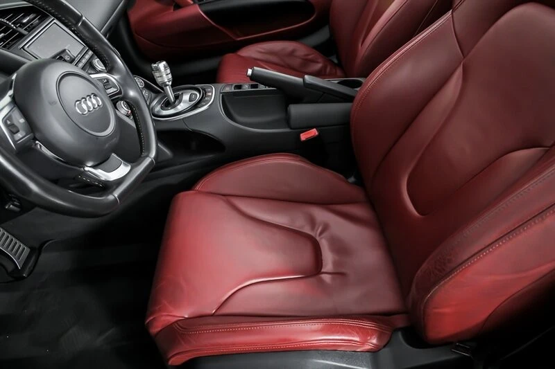 2011 Audi 42 R8 - Image 18 of 31