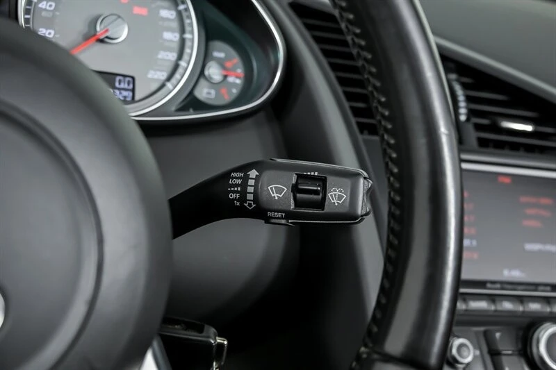 2011 Audi 42 R8 - Image 21 of 30