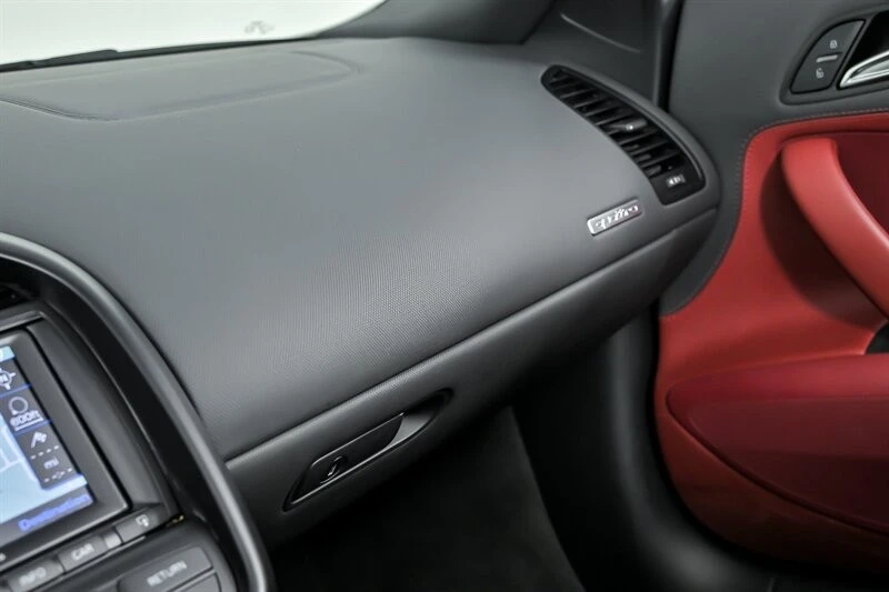 2011 Audi 42 R8 - Image 30 of 31