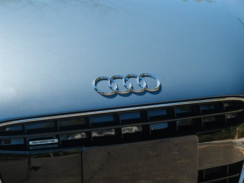 2011 Audi 42 R8 - Image 16 of 21