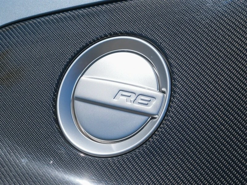 2011 Audi 42 R8 - Image 14 of 21