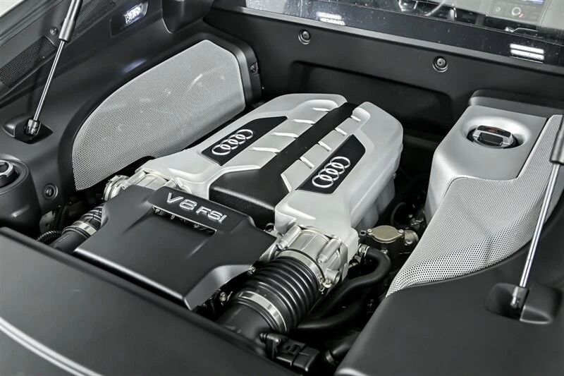 2011 Audi 42 R8 - Image 12 of 26