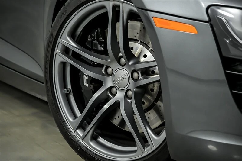 2011 Audi 42 R8 - Image 3 of 26