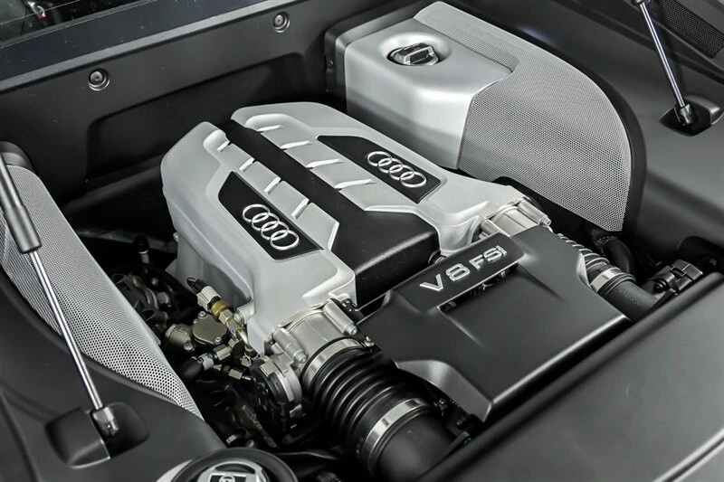 2011 Audi 42 R8 - Image 11 of 26