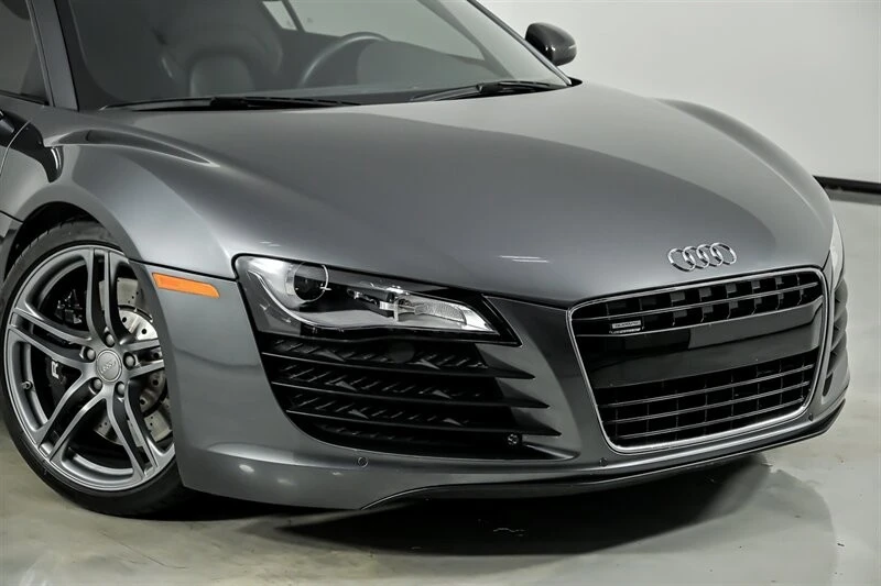 2011 Audi 42 R8 - Image 2 of 26