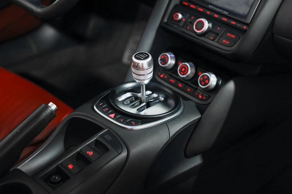 2011 Audi 42 R8 - Image 22 of 28