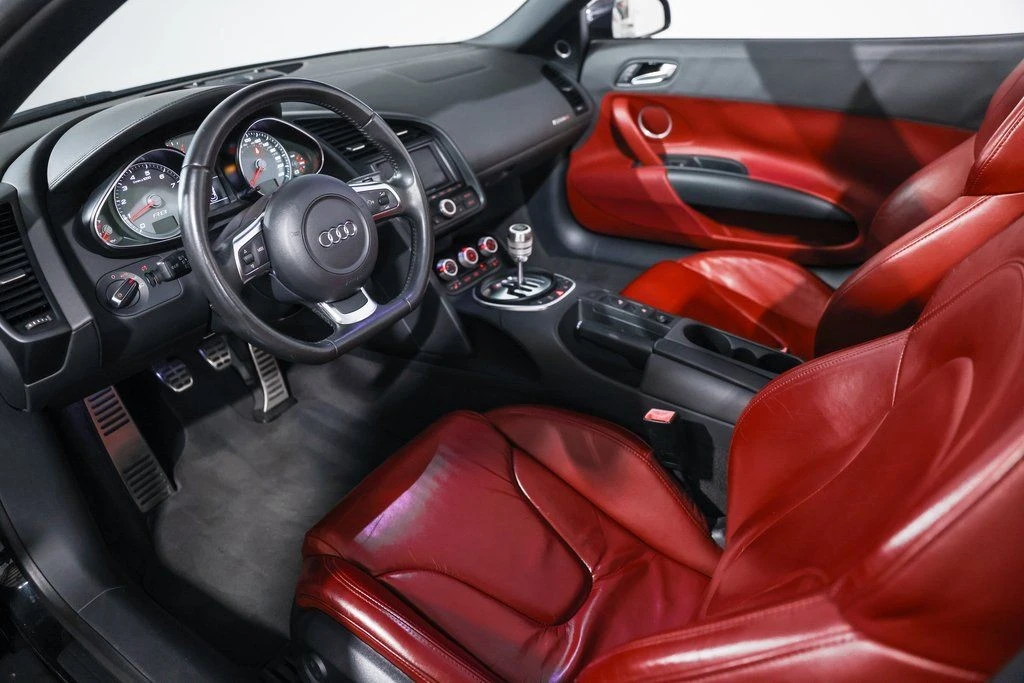 2011 Audi 42 R8 - Image 24 of 28