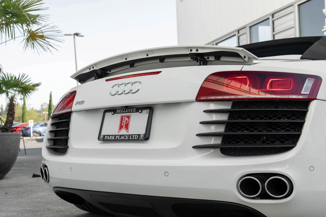2011 Audi 42 R8 - Image 7 of 21