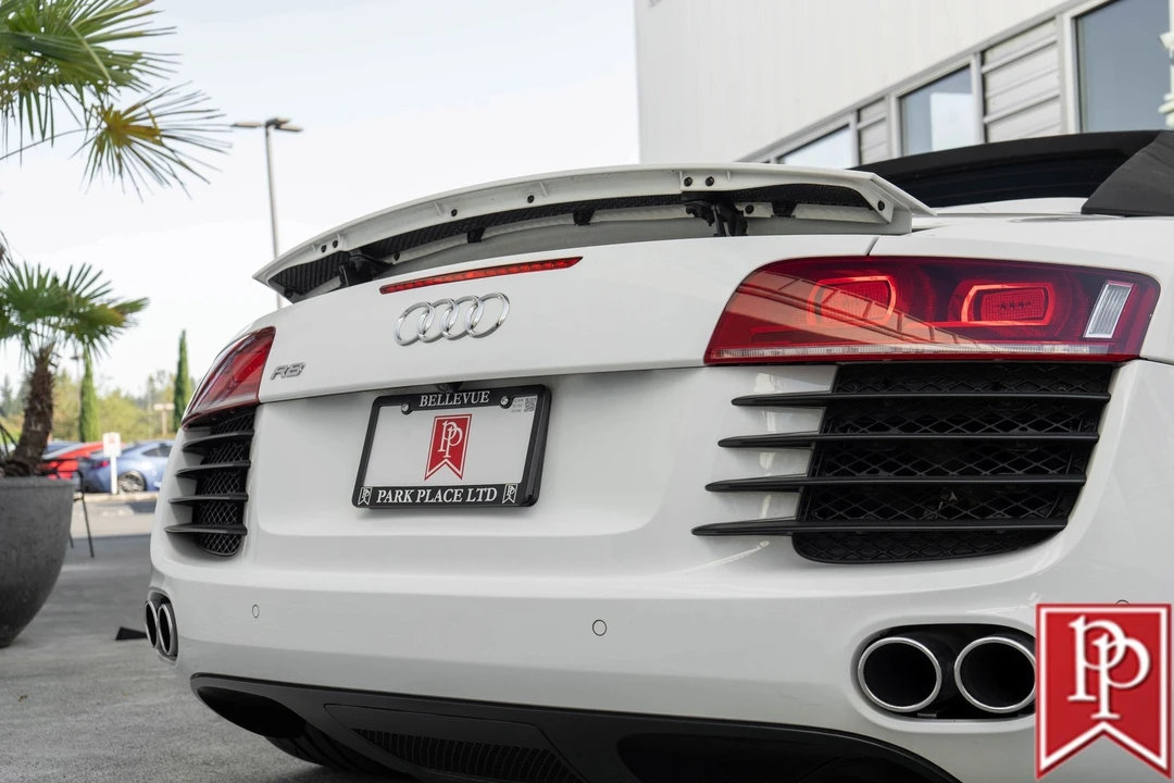 2011 Audi 42 R8 - Image 7 of 21