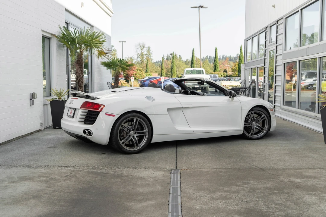 2011 Audi 42 R8 - Image 8 of 21