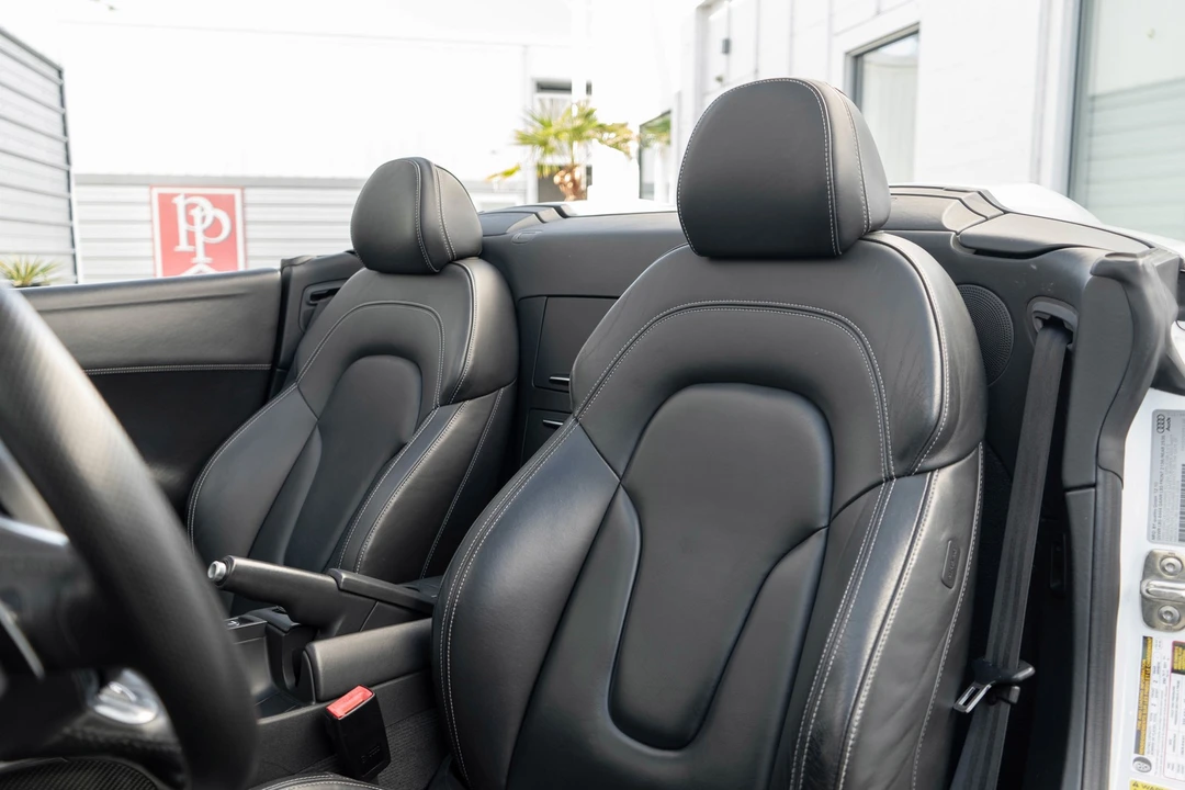 2011 Audi 42 R8 - Image 12 of 21
