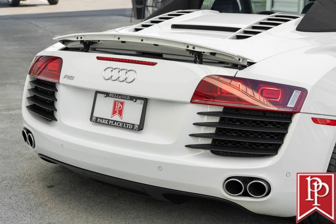 2011 Audi 42 R8 - Image 6 of 21
