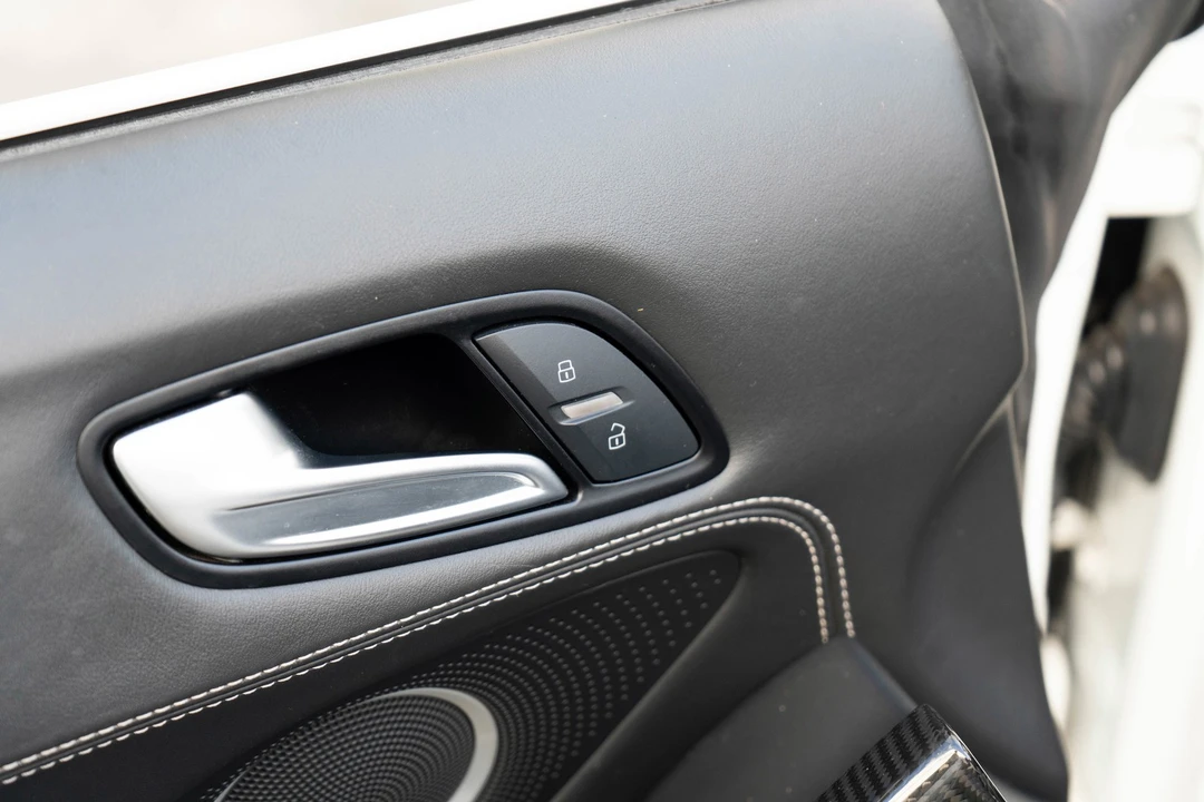2011 Audi 42 R8 - Image 16 of 21