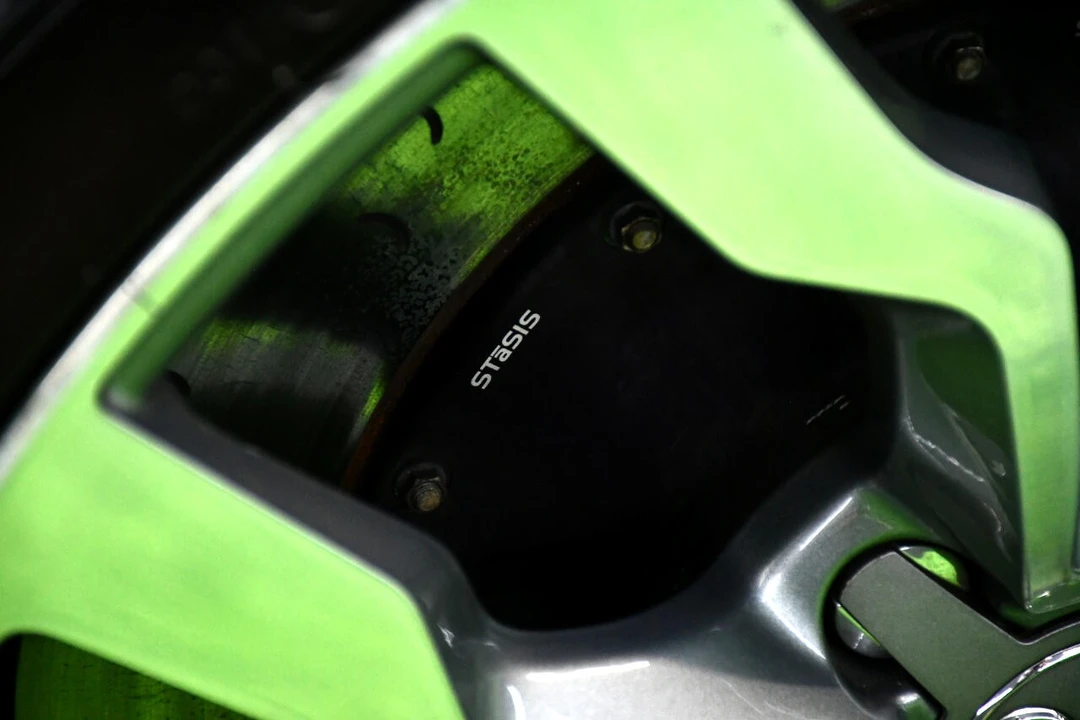 2011 Audi 42 R8 - Image 13 of 21