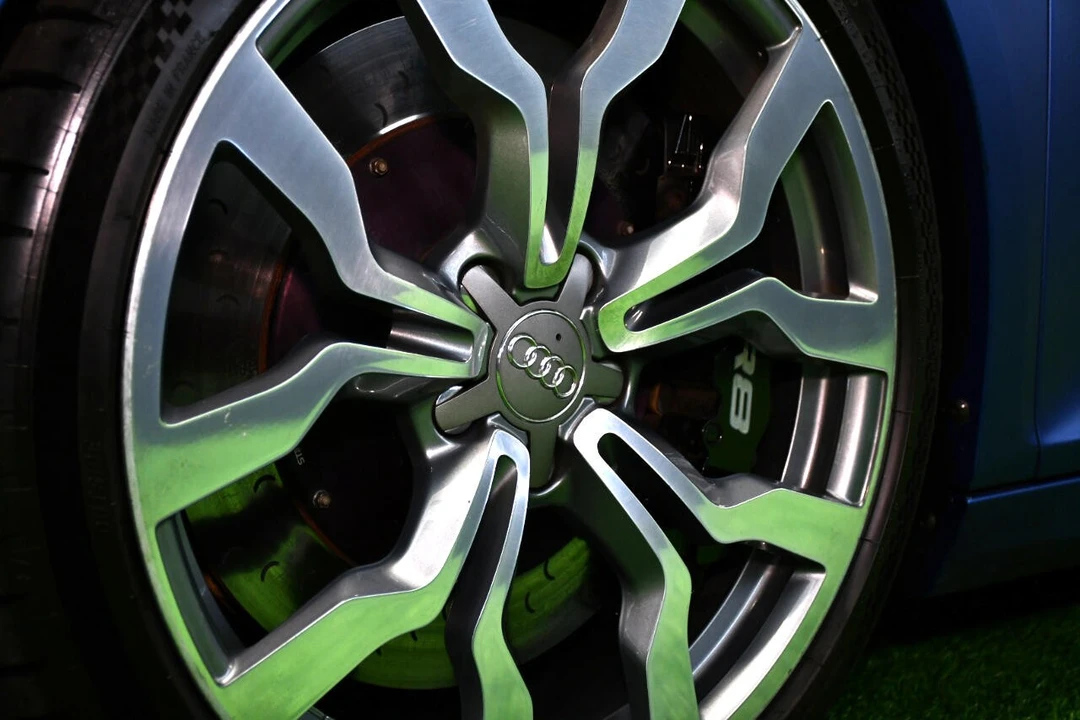 2011 Audi 42 R8 - Image 11 of 21