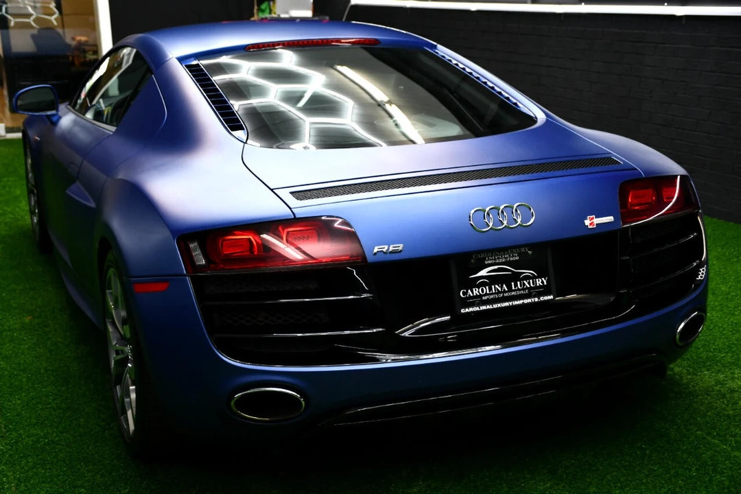 2011 Audi 42 R8 - Image 6 of 21