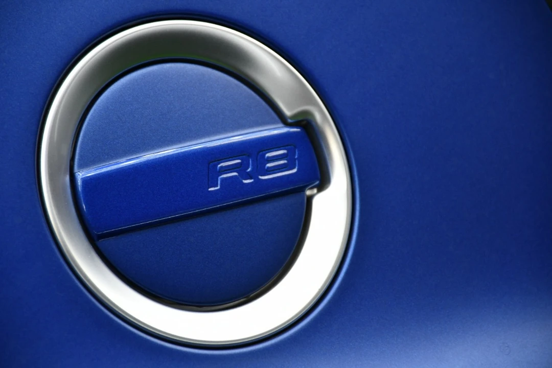2011 Audi 42 R8 - Image 19 of 21