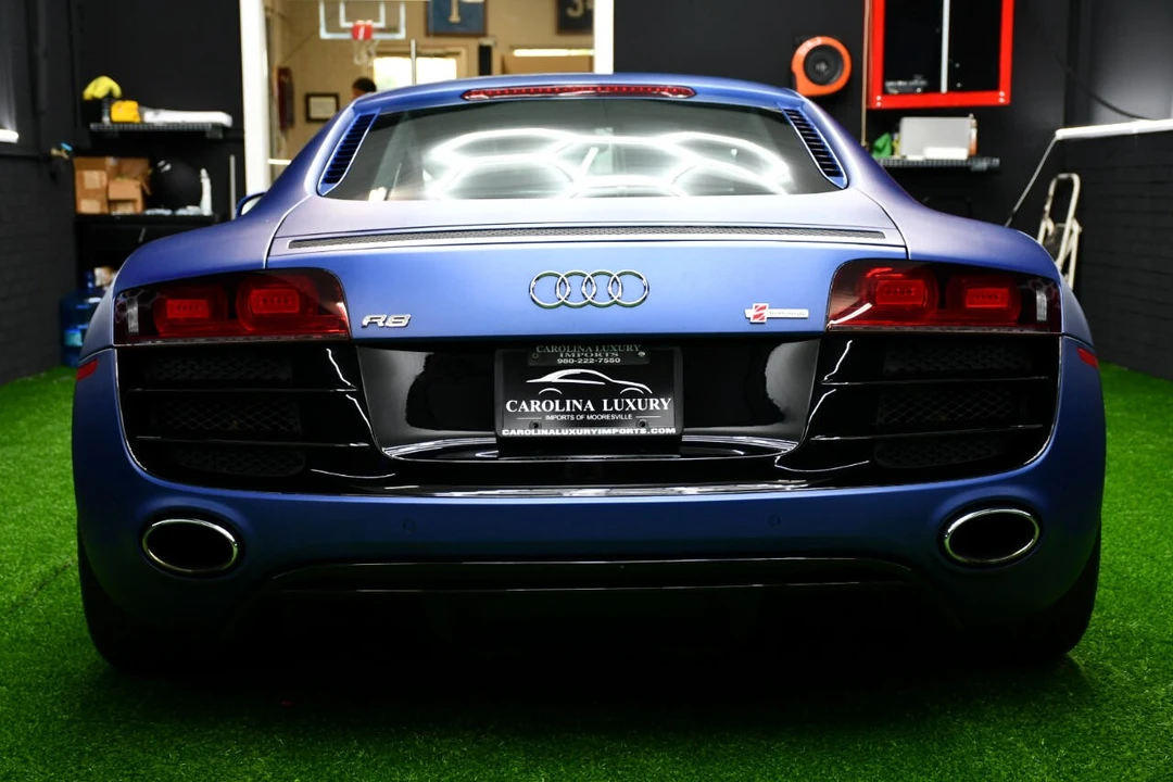 2011 Audi 42 R8 - Image 7 of 21