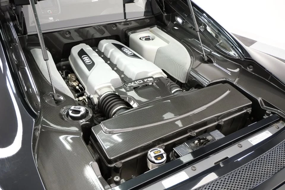 2011 Audi 42 R8 - Image 9 of 15